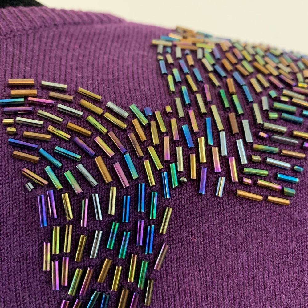 Unique cardigan, an accessory in itself